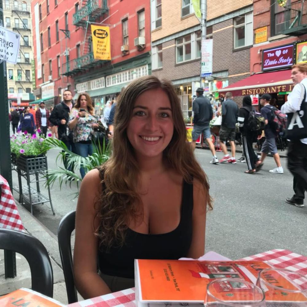 Meet your Posher, Lauren